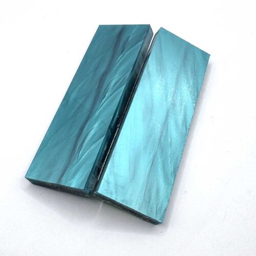 Teal Ripple Pearl Scales